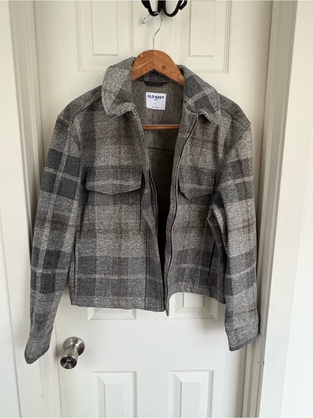 Old Navy Gray Plaid Utility Jacket